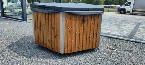 Balia sześciokątna elektryczna – luksus i funkcjonalność w ogrodzie od My-Spa - obrazek 8